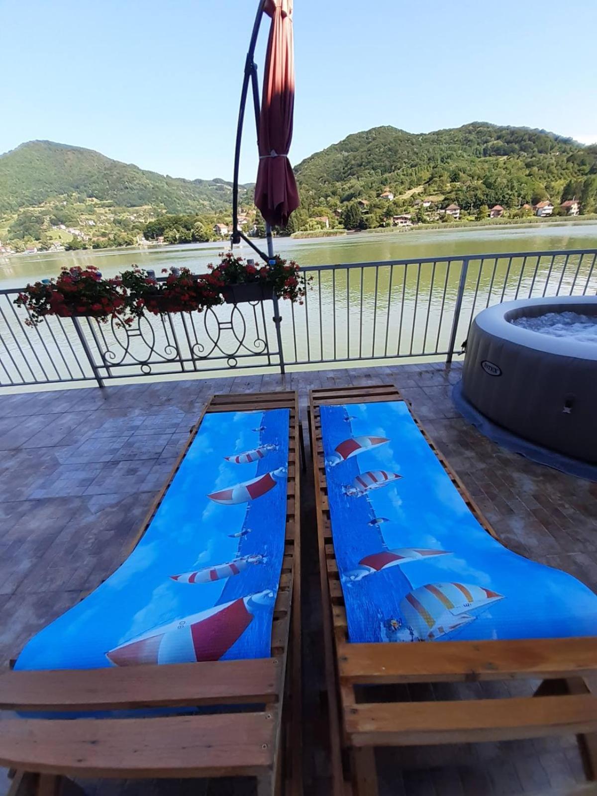 Vila Oaza - Zvornicko Jezero Зворник Екстер'єр фото